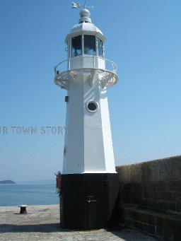 Lighthouse, Mevagissey, 2006