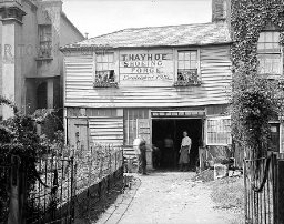 T. Hayhoe's Shoeing Forge, North Road, Highgate, 1911