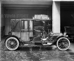 Mitchell's Motor Company, Wardour Street, London, August 1907