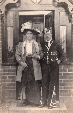 Arry & Arriet, Wimborne Minster, 22 June 1915