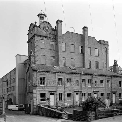 Brookroyd Mill & Brookroyd Terrace, Elland, 1986