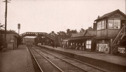 Newington Station, c. 1940s