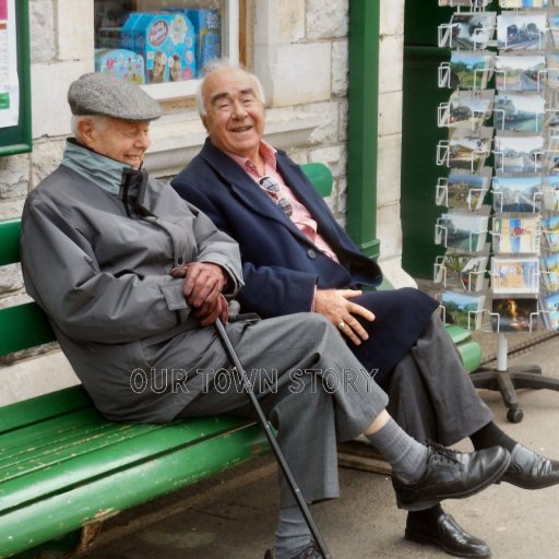 Swanage - Dorset 2 friends waiting for the train.