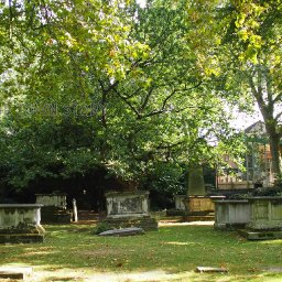 st-georges-gardens-bloomsbury-two-18th-century-burial-grounds