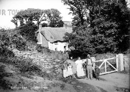 Family group at Laflowder, Mullion, 1907