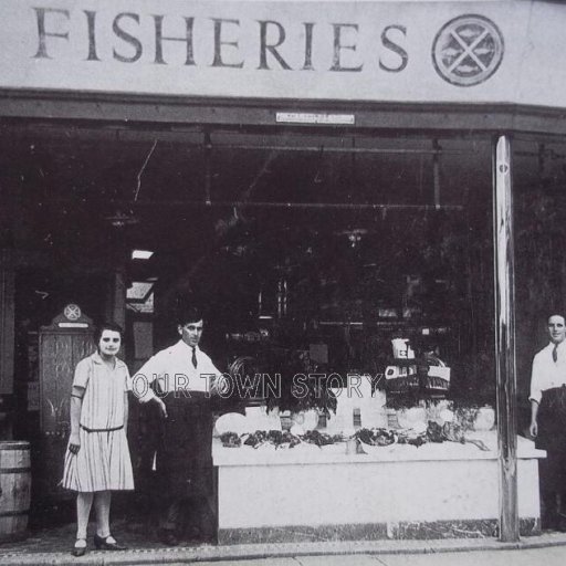 Staff of Mac Fisheries, Wimborne Minster, c. 1930s