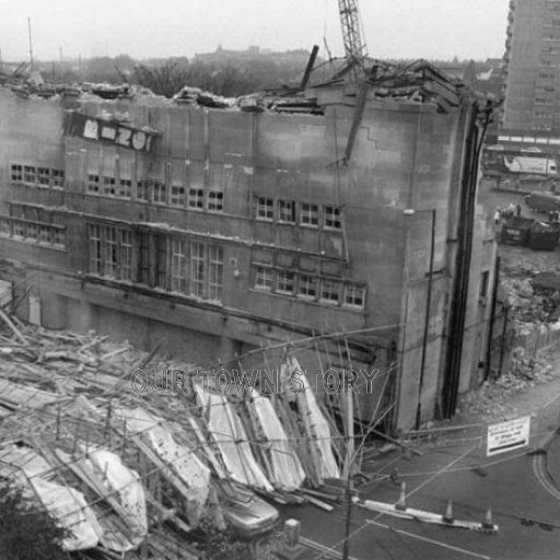Demolition of the Gala Bingo in Chatham