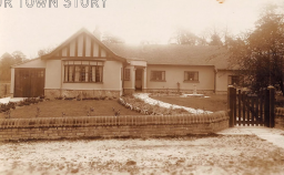 The Sundial Bungalow, date and location unknown 