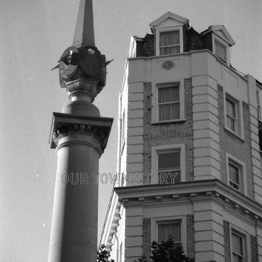 Seven Dials Sundial Face, 1998